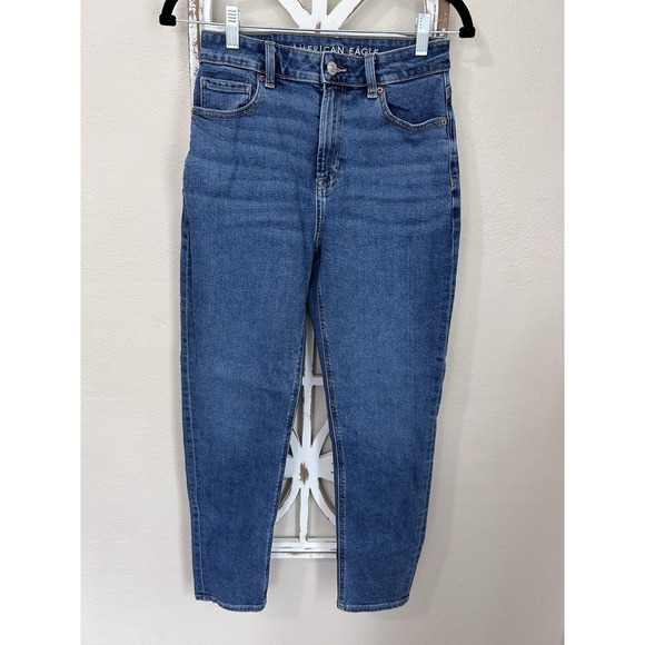 American Eagle Outfitters Denim - American Eagle Stretch SIZE 2 REGULAR Medium Wash Hi Rise Mom Jeans *J264